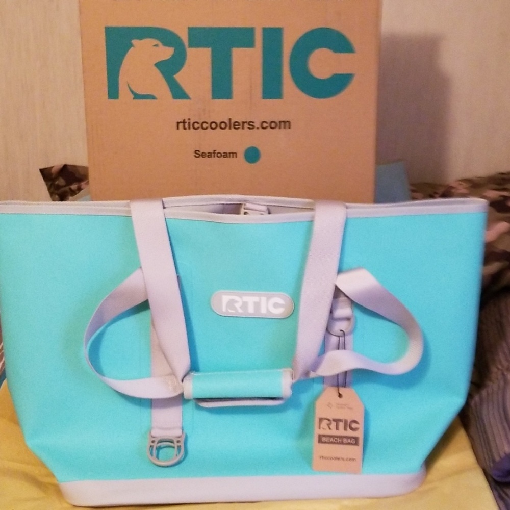 RTIC seafoam beachbag